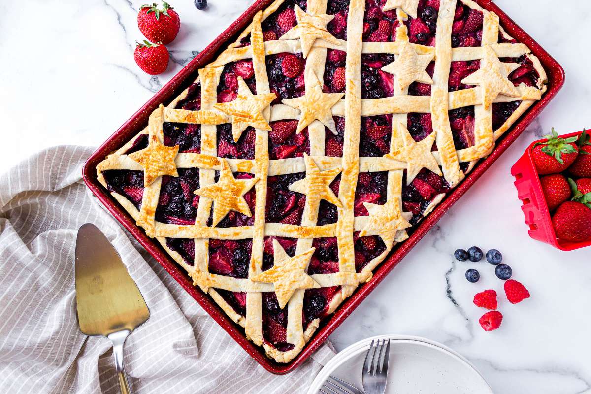 Easy Berry Slab Pie For A Crowd