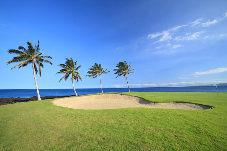 Are you hoping to go golfing in Hawaii? Keep scrolling to find out how to plan the ultimate Hawaii golf vacation. This guide to planning a Hawaii golf vacation was written by Marcie Cheung (a Hawaii travel expert) and contains affiliate links which means if you purchase something from one of my affiliate links, I ... Read more