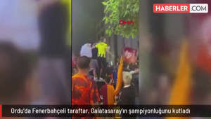 Ordu'da Fenerbahçeli taraftar, Galatasaray'ın şampiyonluğunu kutladı