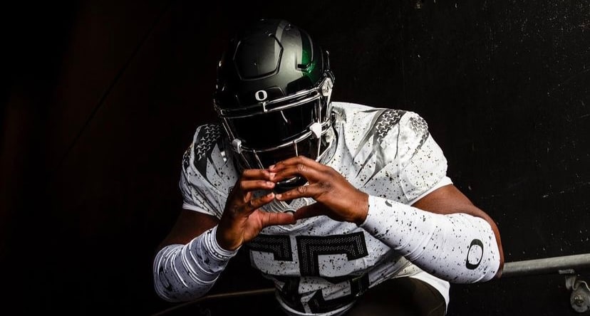 2024 Oregon OL Target Picks Up New Recruiting Prediction   AA1c83AA.img