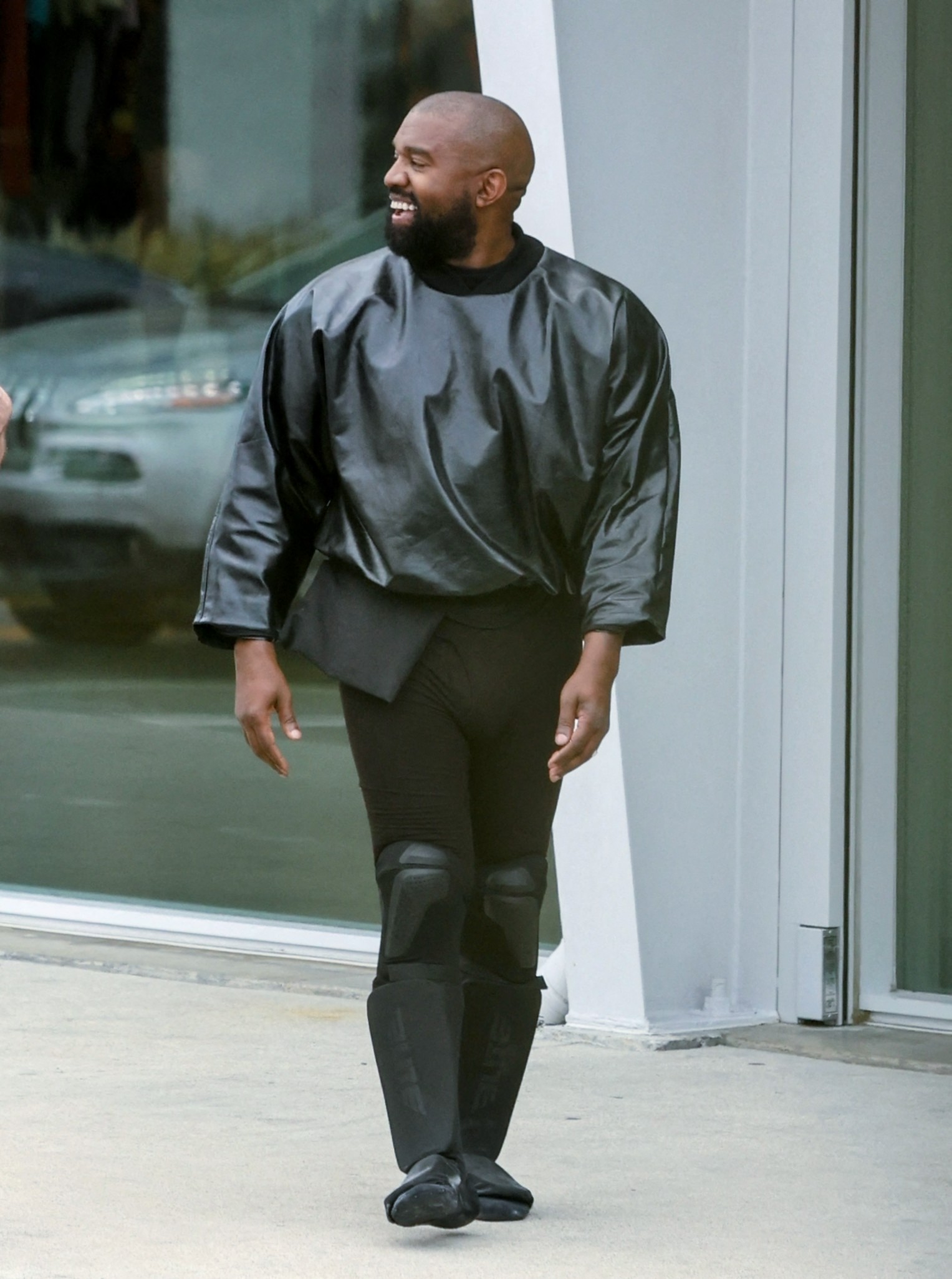 Kanye West’s ‘weird’ shoulder pads draw ‘Dynasty’ comparisons