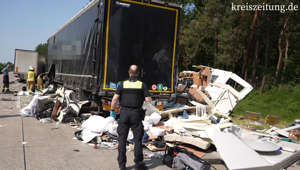 Tödlicher Unfall auf A1 bei Wildeshausen: Lkw fährt in Wohnmobil