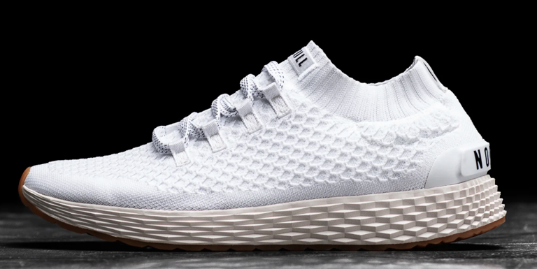 These Are the 8 Best All-White Running Shoes, According to Podiatrists ...