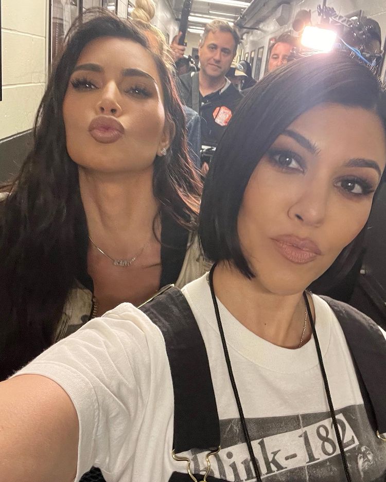 Kourtney Kardashian Comments On Fights With Her Sister Kim Kardashian 7010