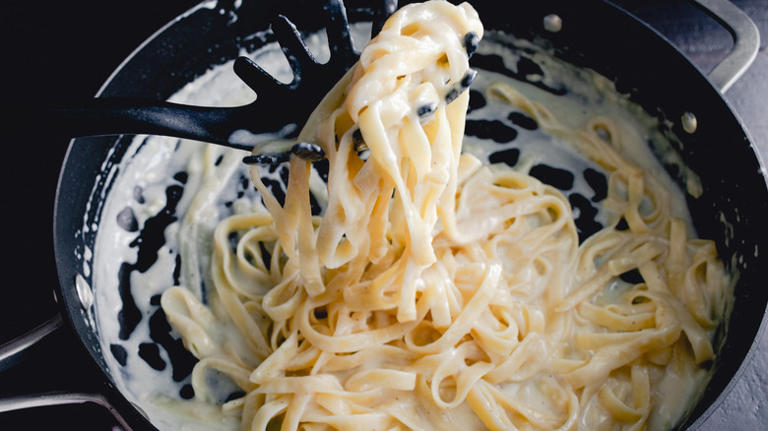 Sauteing Overcooked Pasta Is One Of The Simplest Ways To Revive It