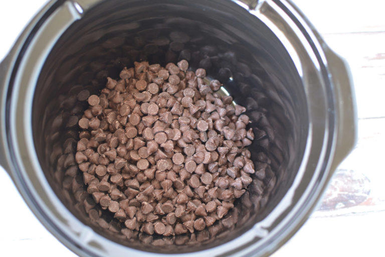 The Easiest Easter Dessert Made in a Crock Pot