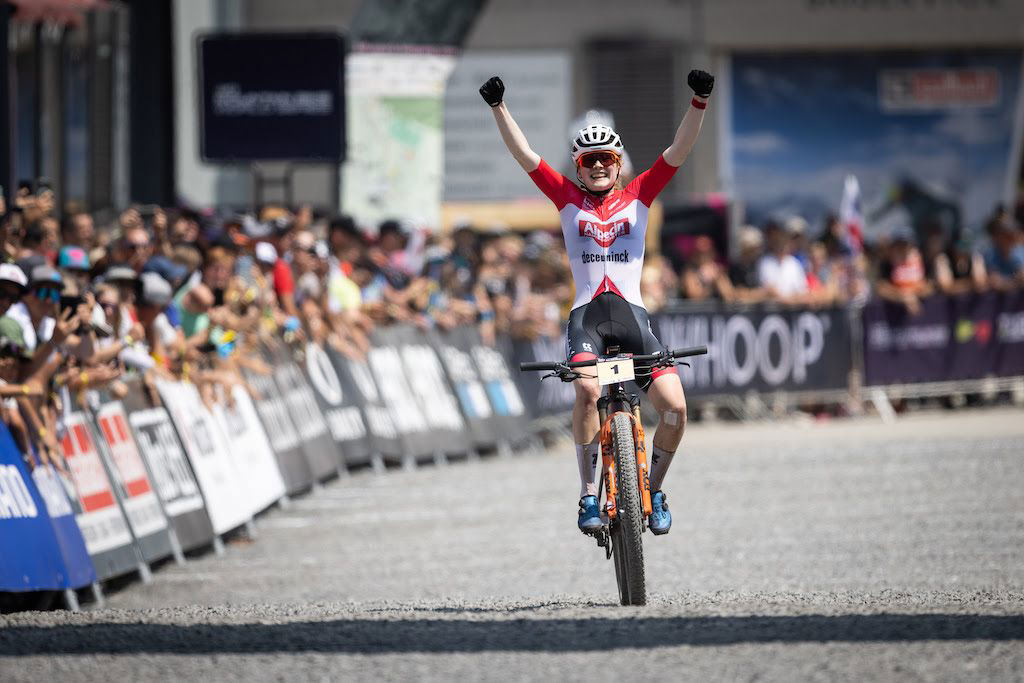 Puck Pieterse wins World Cup in Leogang