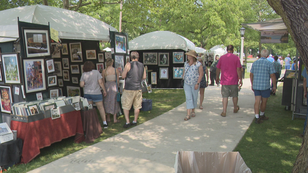 Artists line Leeper Park for 56th Art Fair