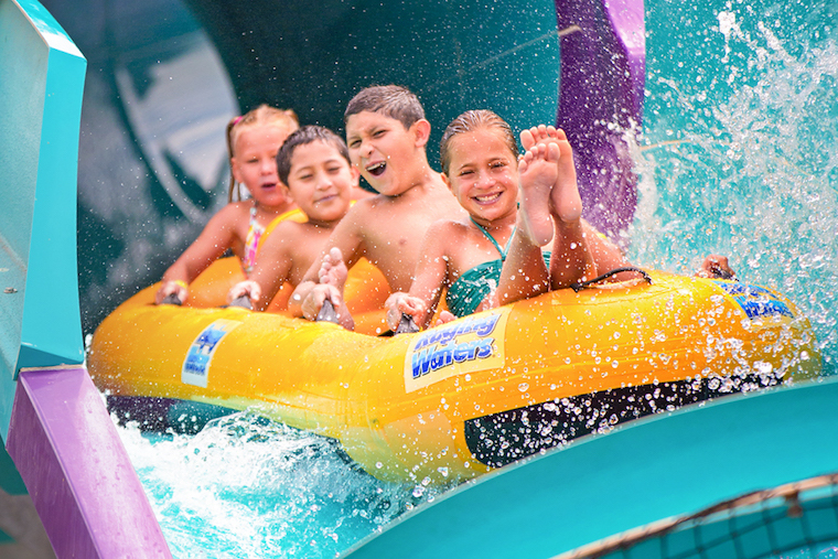 14 Water Parks In Los Angeles for Family Fun