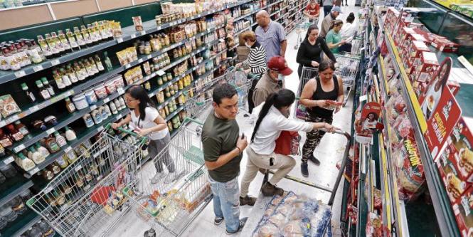 gasto de los hogares: consumidores, más preocupados por adquirir lo del día a día