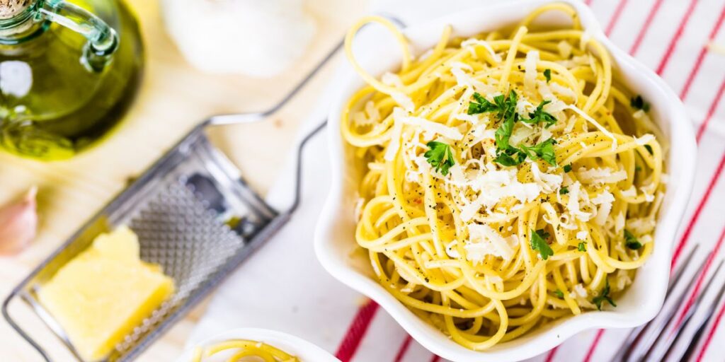 <p>A simple pasta dish from Rome made with spaghetti, Pecorino Romano cheese, black pepper, and olive oil.</p>