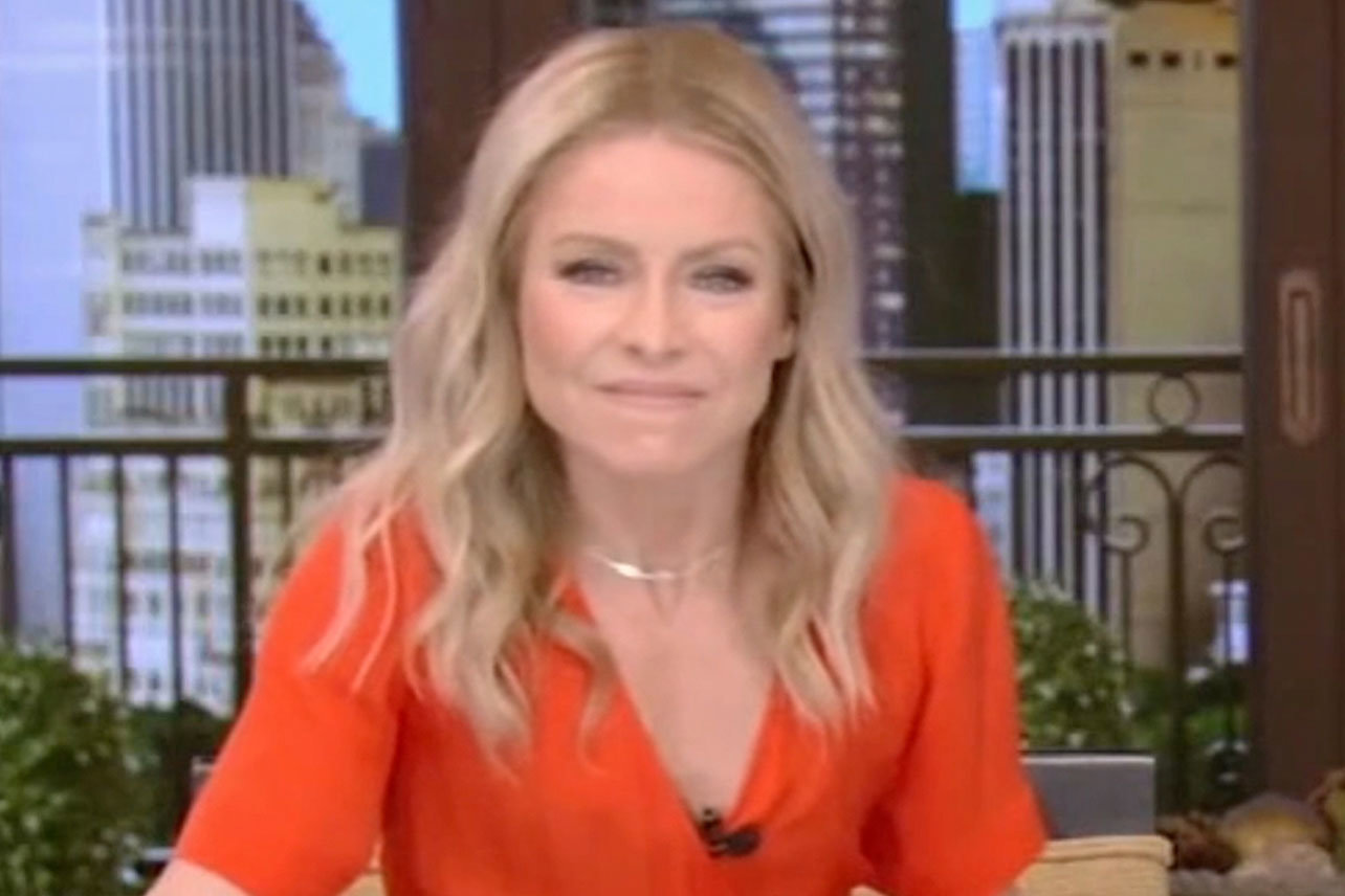 Kelly Ripa Recalls Catching Her Son Urinating All Over Her Clothes On