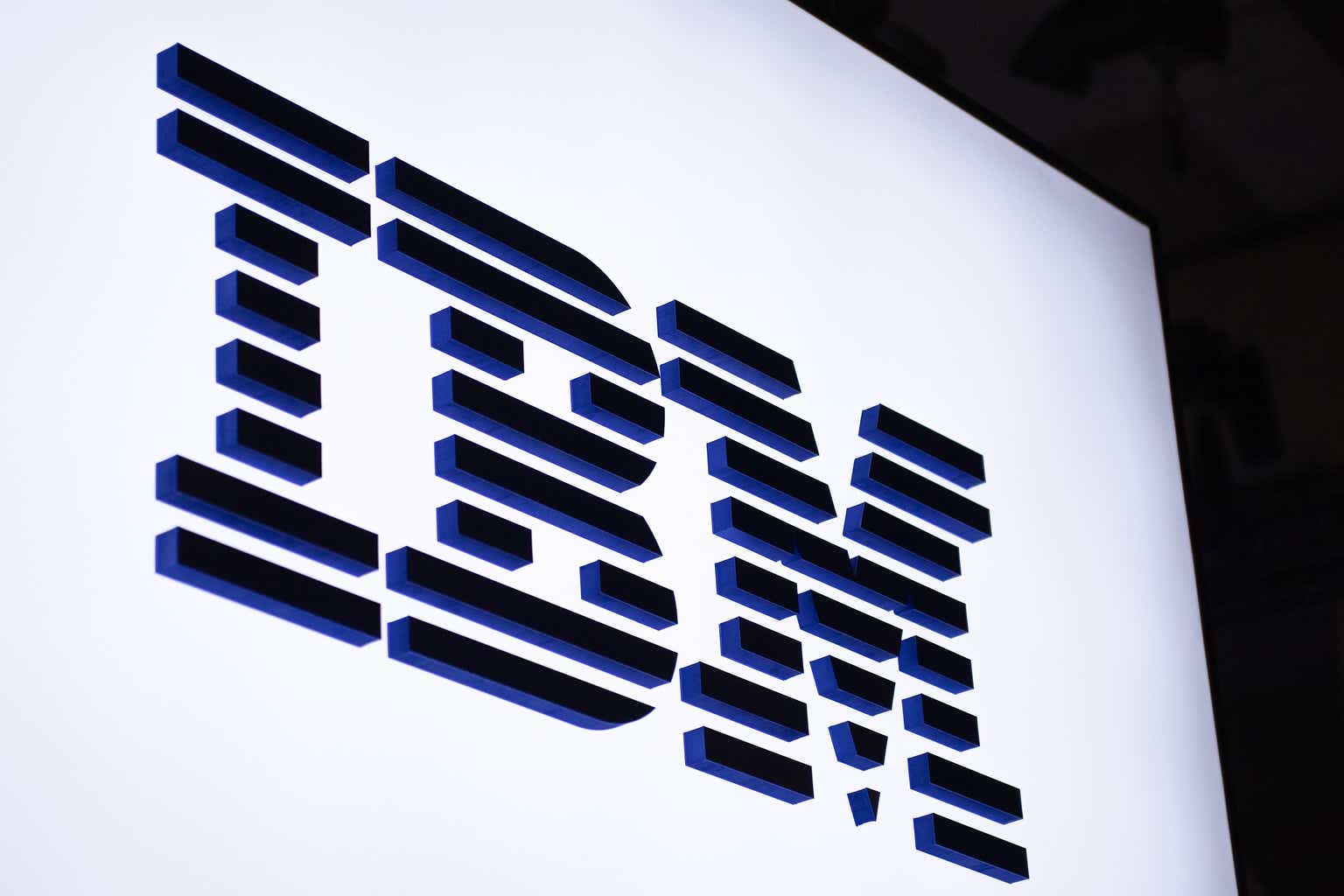 IBM's second-quarter miss hits lighter second time around