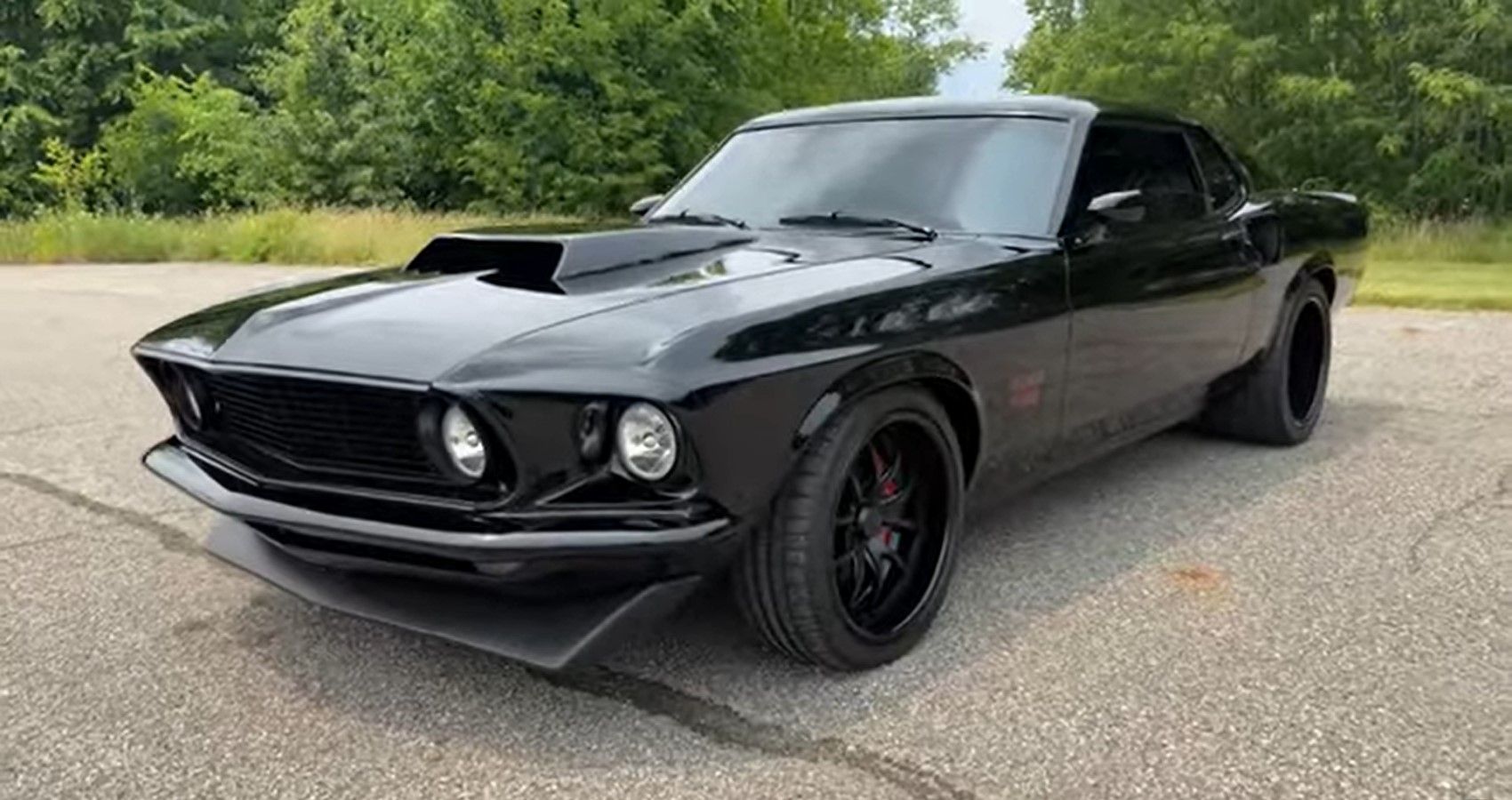 This Boss 429 Mustang's 8.4liter V8 Only Has 950 Miles On The Clock