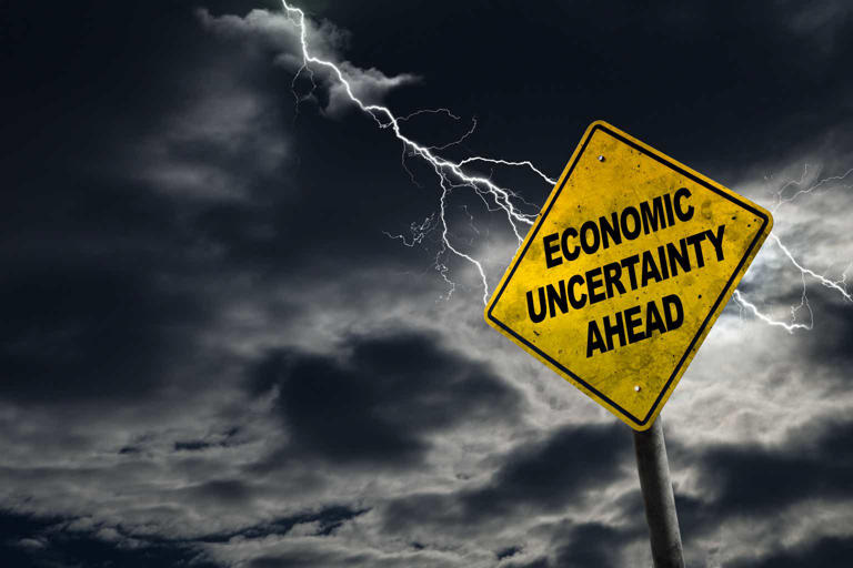 Recession Watch Soft Landing Or 2025 Recession? Here's What You Need