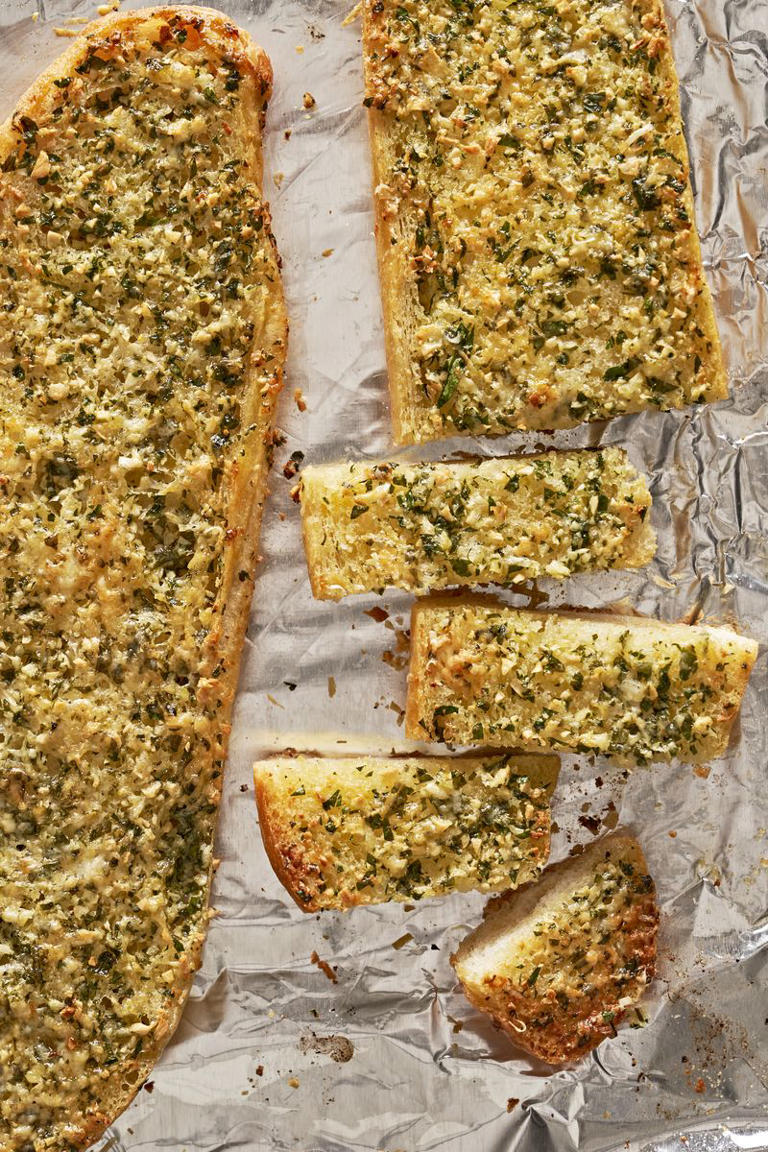 Our Buttery Garlic Bread Will Make You Ditch The StoreBought Loaf For Good