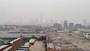 Brooklyn is blanketed in smoke from Canadian wildfires in New York, USA