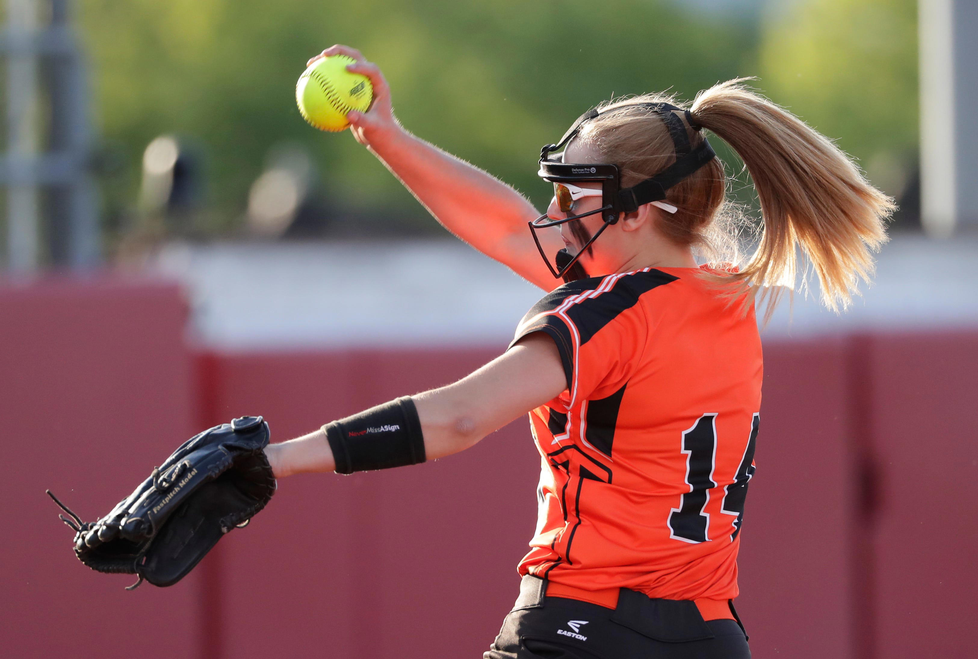 Here's a look at the four central Wisconsin high school softball teams