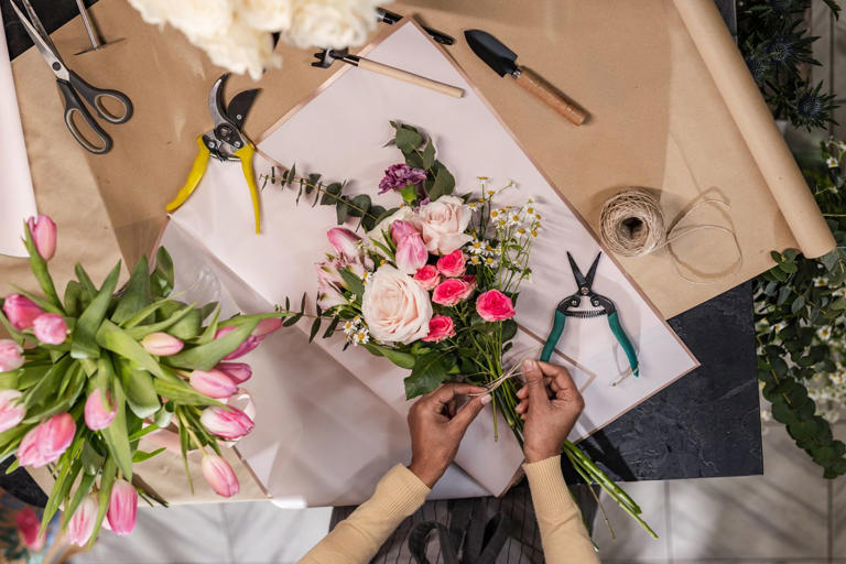 Book one of these brilliant flower arranging courses