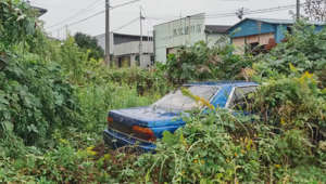 Gespenstisch: Abenteurer entdeckt verlassene Autos in der Sperrzone von Fukushima