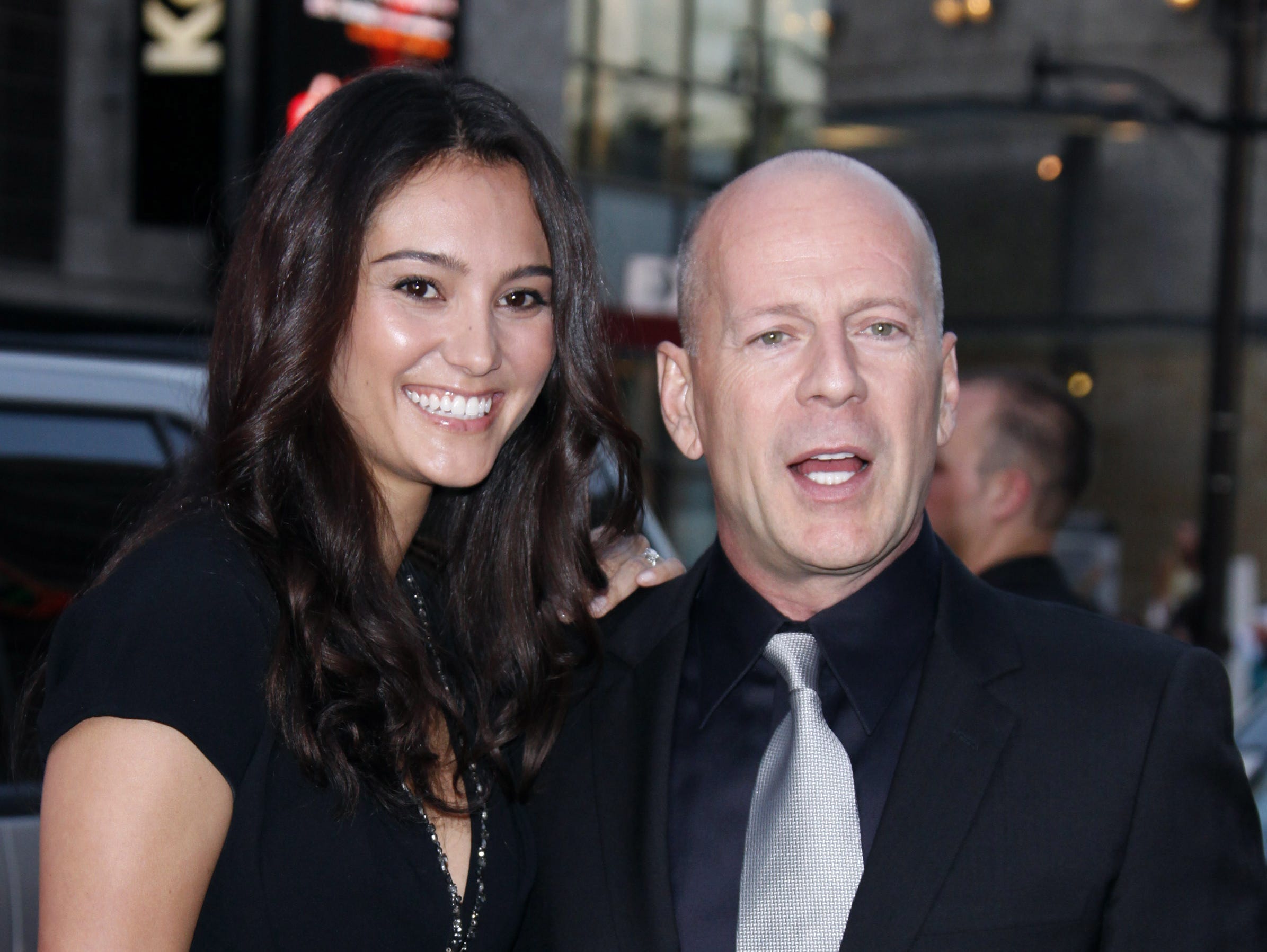 Meet Emma Heming Willis, Bruce Willis' wife of 14 years who is caring ...