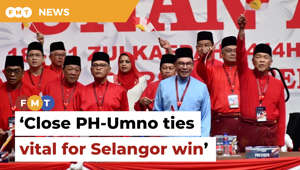 Coalition takes lead from Prime Minister Anwar Ibrahim to bury the hatchet, after his day as a guest at the Umno general assembly.Read More: https://www.freemalaysiatoday.com/category/nation/2023/06/10/ph-grassroots-get-behind-umno-for-selangor-polls/Laporan Lanjut: https://www.freemalaysiatoday.com/category/bahasa/tempatan/2023/06/10/akar-umbi-ph-yakin-dengan-umno-dalam-prn-selangor/Free Malaysia Today is an independent, bi-lingual news portal with a focus on Malaysian current affairs. Subscribe to our channel - http://bit.ly/2Qo08ry ------------------------------------------------------------------------------------------------------------------------------------------------------Check us out at https://www.freemalaysiatoday.comFollow FMT on Facebook: http://bit.ly/2Rn6xEVFollow FMT on Dailymotion: https://bit.ly/2WGITHMFollow FMT on Twitter: http://bit.ly/2OCwH8a Follow FMT on Instagram: https://bit.ly/2OKJbc6Follow FMT on TikTok : https://bit.ly/3cpbWKKFollow FMT Telegram - https://bit.ly/2VUfOrvFollow FMT LinkedIn - https://bit.ly/3B1e8lNFollow FMT Lifestyle on Instagram: https://bit.ly/39dBDbe------------------------------------------------------------------------------------------------------------------------------------------------------Download FMT News App:Google Play – http://bit.ly/2YSuV46App Store – https://apple.co/2HNH7gZHuawei AppGallery - https://bit.ly/2D2OpNP#FMTNews #PakatanHarapan #Umno #UnityGovernment #StateElection