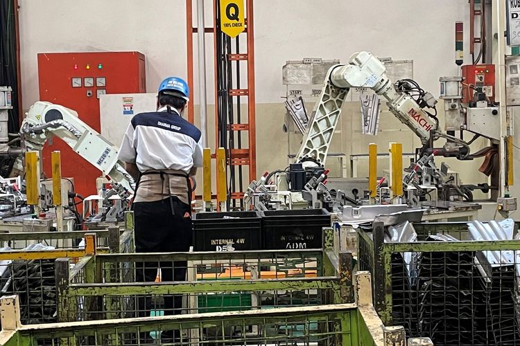 Kendaraan Listrik Impor Ancam Industri Komponen Otomotif