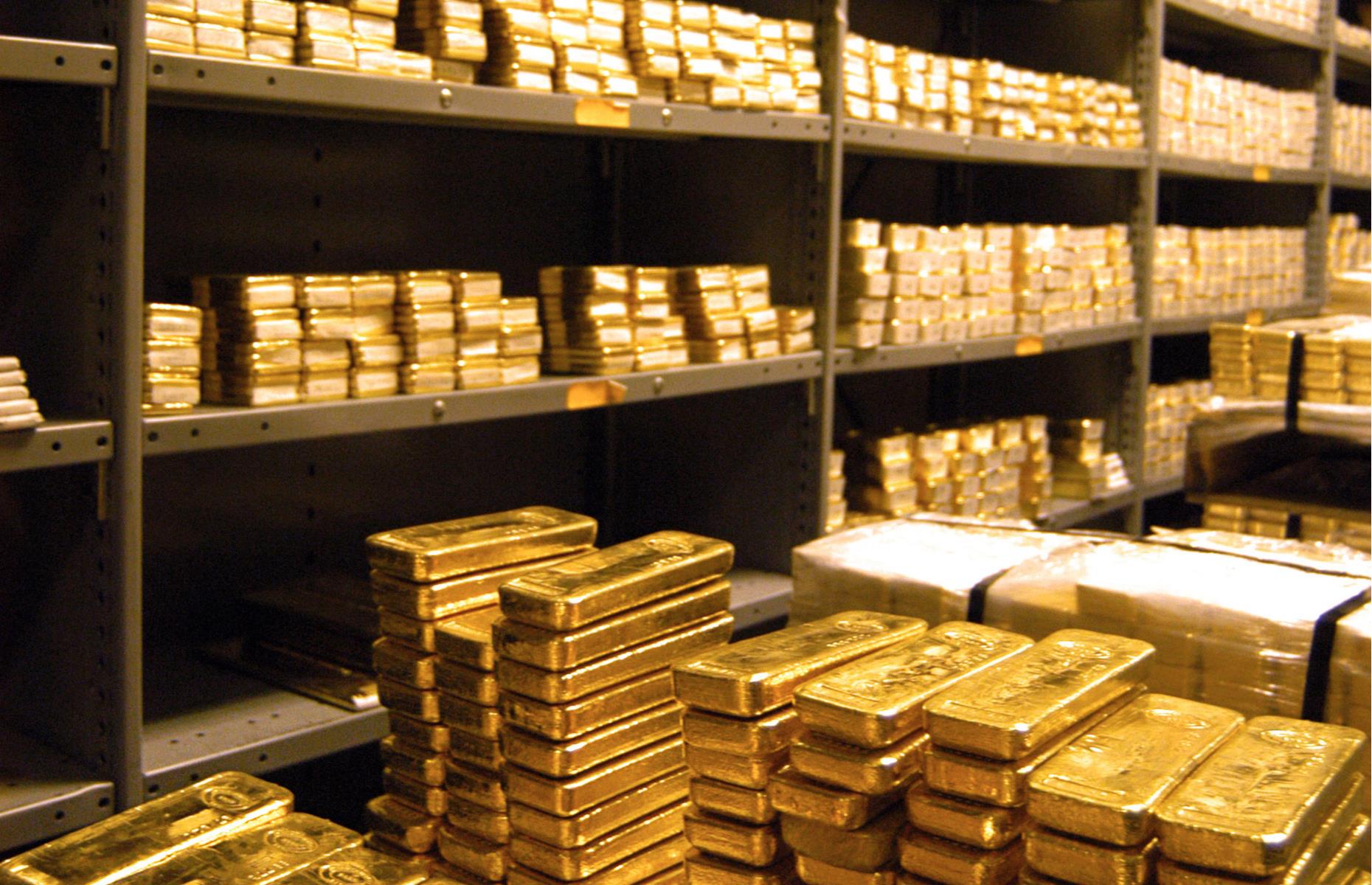 revealed-which-country-really-owns-the-most-gold