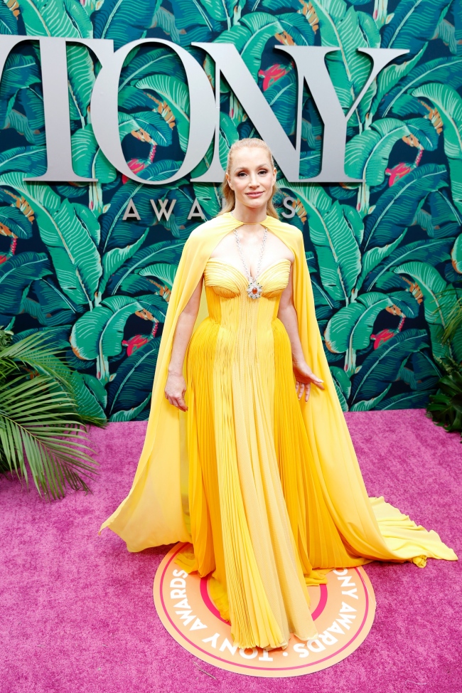 Jessica Chastain Brightens Tony Awards 2023 in Yellow Gucci Dress ...