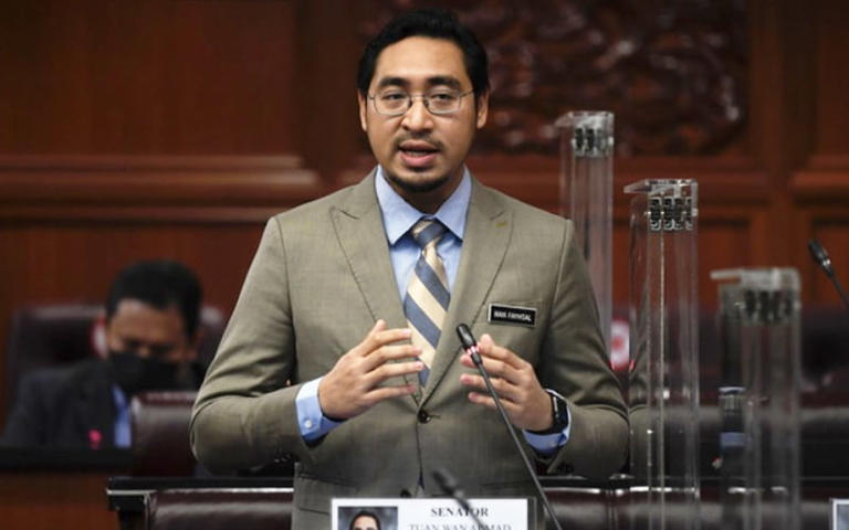 Wan Ahmad Fayhsal Wan Ahmad Kamal says if Malaysia has similar laws like Russia, then the government does not have to be fearful or apologetic in cracking down on LGBTQs. (Bernama pic)