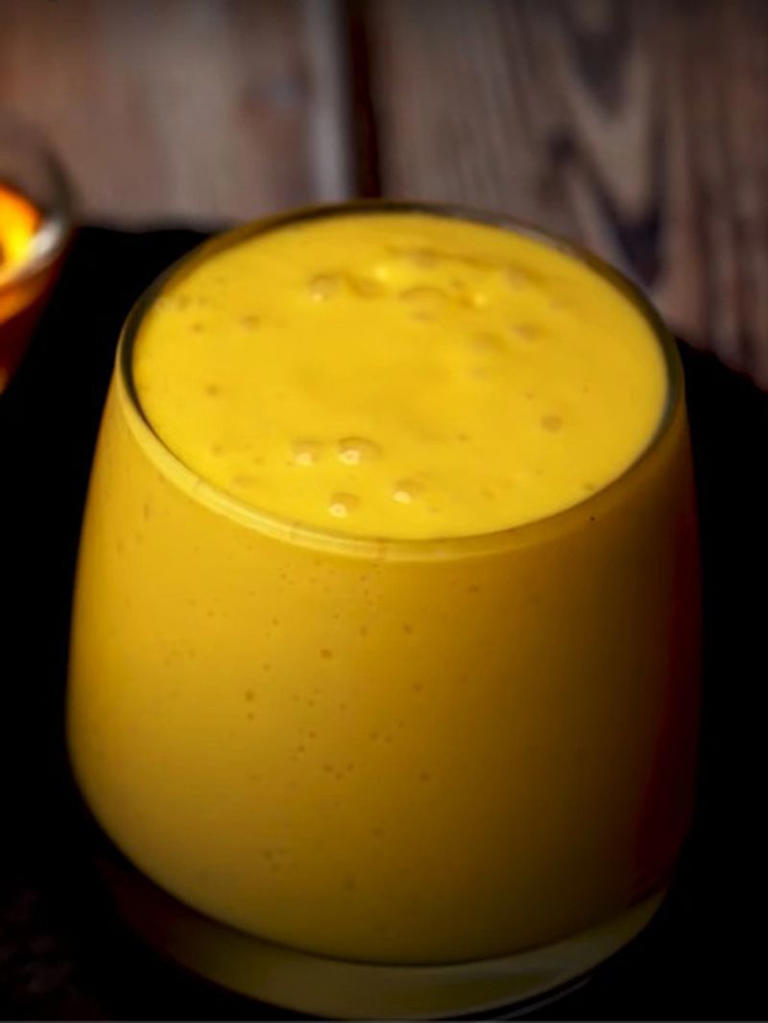 Yoghurt to Banana: 7 delicious mango smoothies