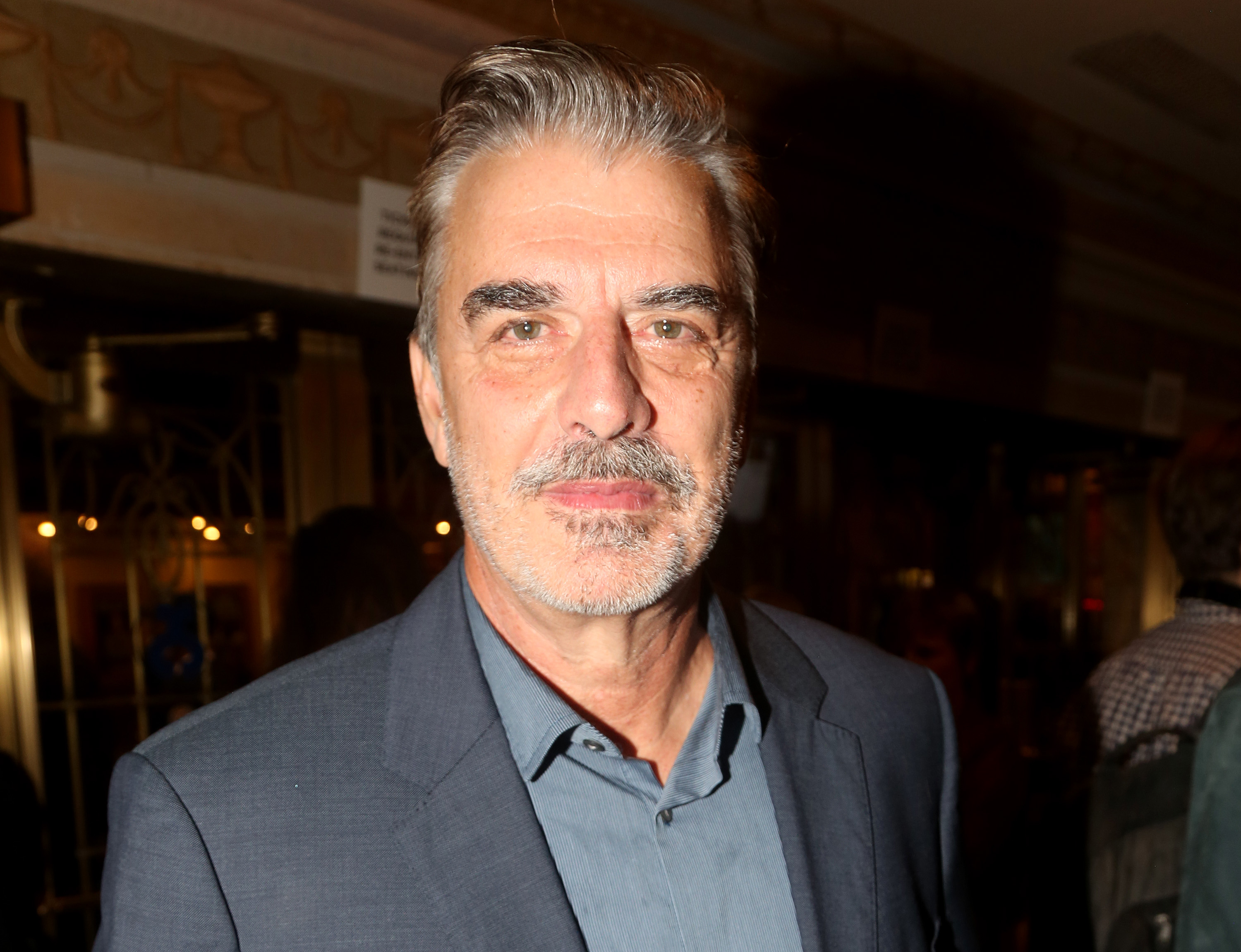 Chris Noth Denies Sexual Assault Allegations In 1st Interview I 