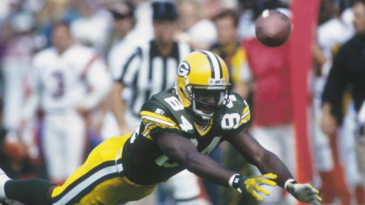 10 NFL Players That Would DEFINITELY Be Hall Of Famers If It Weren’t