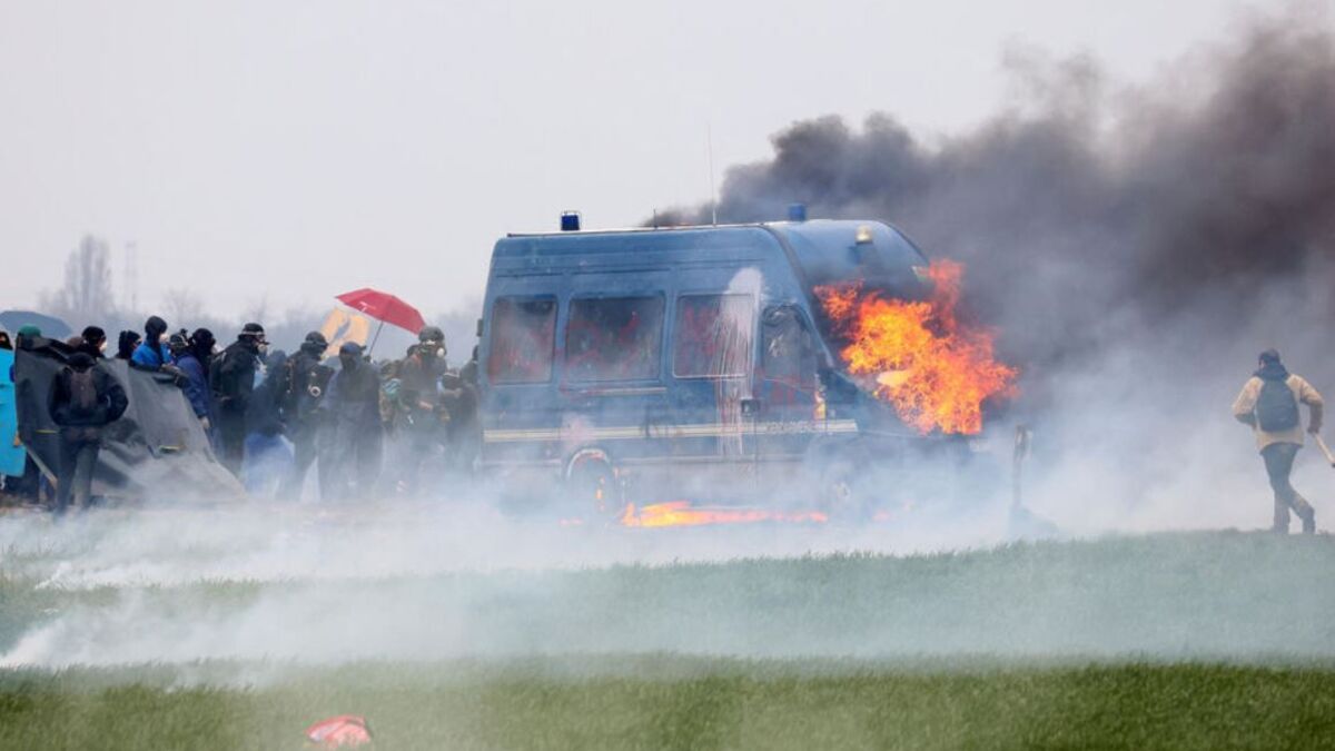 sainte-soline : le procès des organisateurs des manifestations interdites contre les « bassines » reprend ce mardi