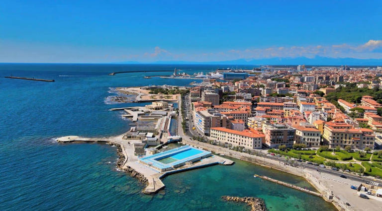 Are you searching for the perfect shore excursion while cruising near Livorno, Italy? We’ve got just what you need! We’re here with our Top 10 best Livorno shore excursions with something for everyone. Don’t feel like reading this whole post? I gotcha covered ⤵️ #1 Pick Pisa and Florence in a Day ⭐️ Rating: 4.5/5 ⌛️Tour...