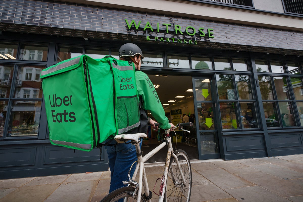 uk deliveroo and ubereats drivers to strike on valentine’s day