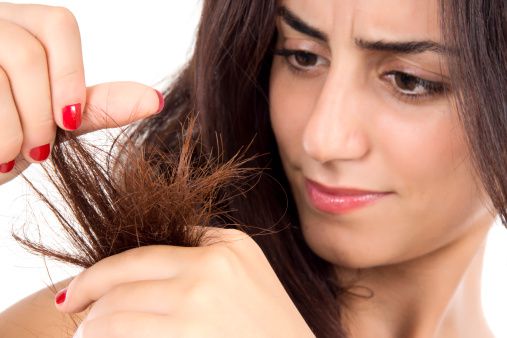 el aceite que nutre y repara el cabello seco evitando su caída