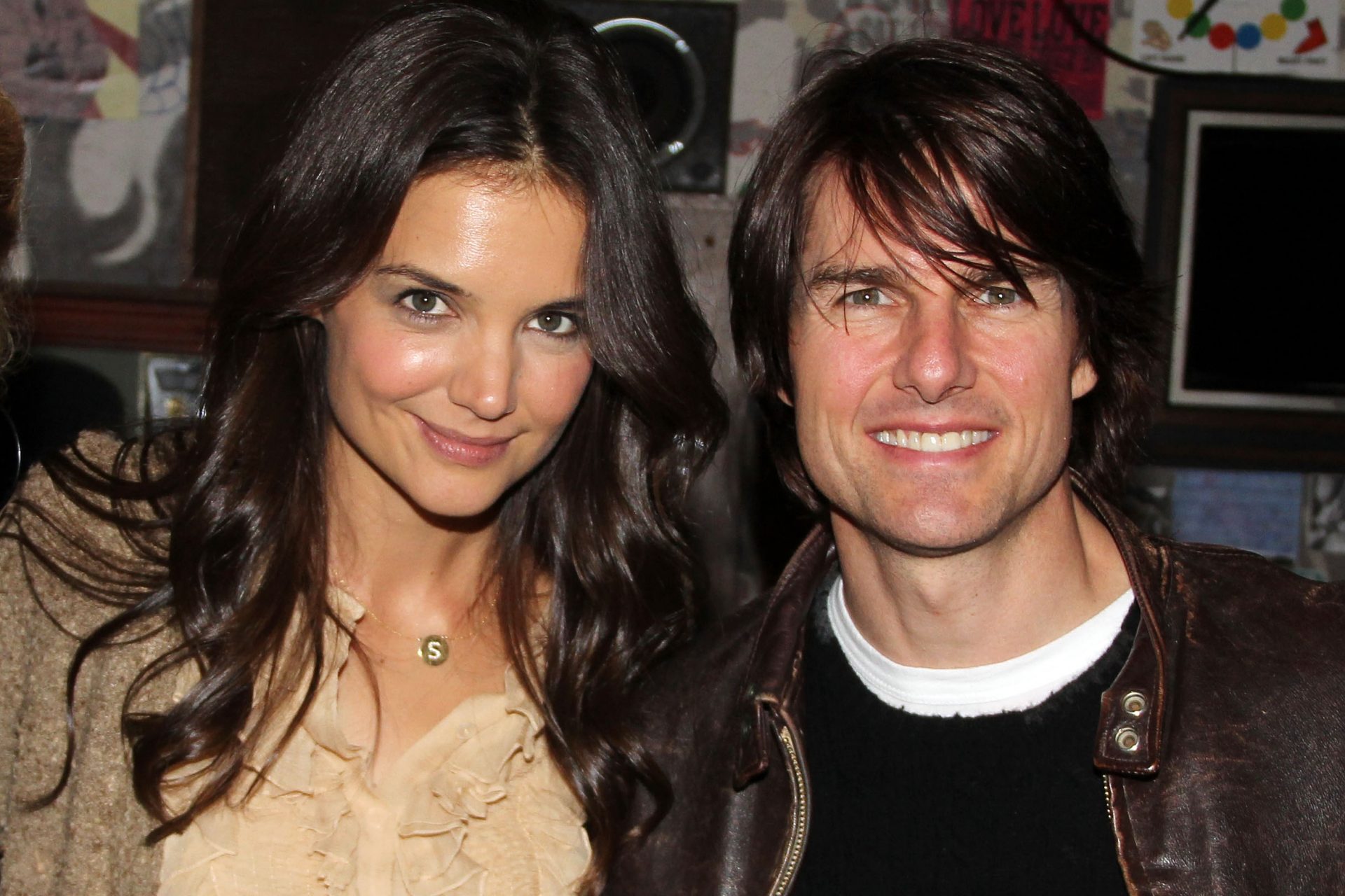 Katie Holmes: a tumultuous love life