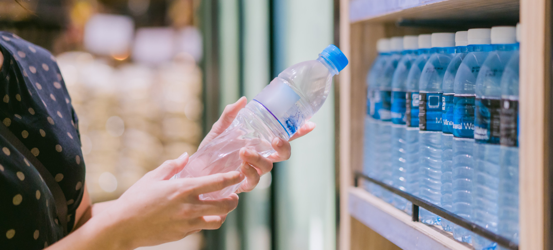 Things you should never buy at the airport