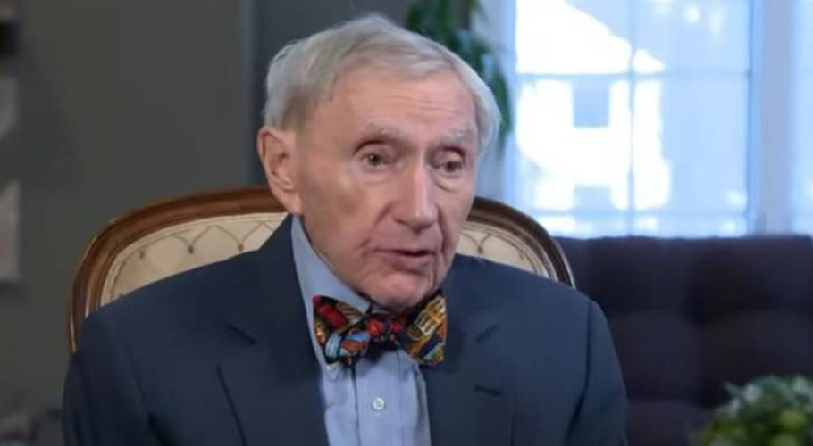 The world’s oldest practicing doctor says retirement is ‘the enemy