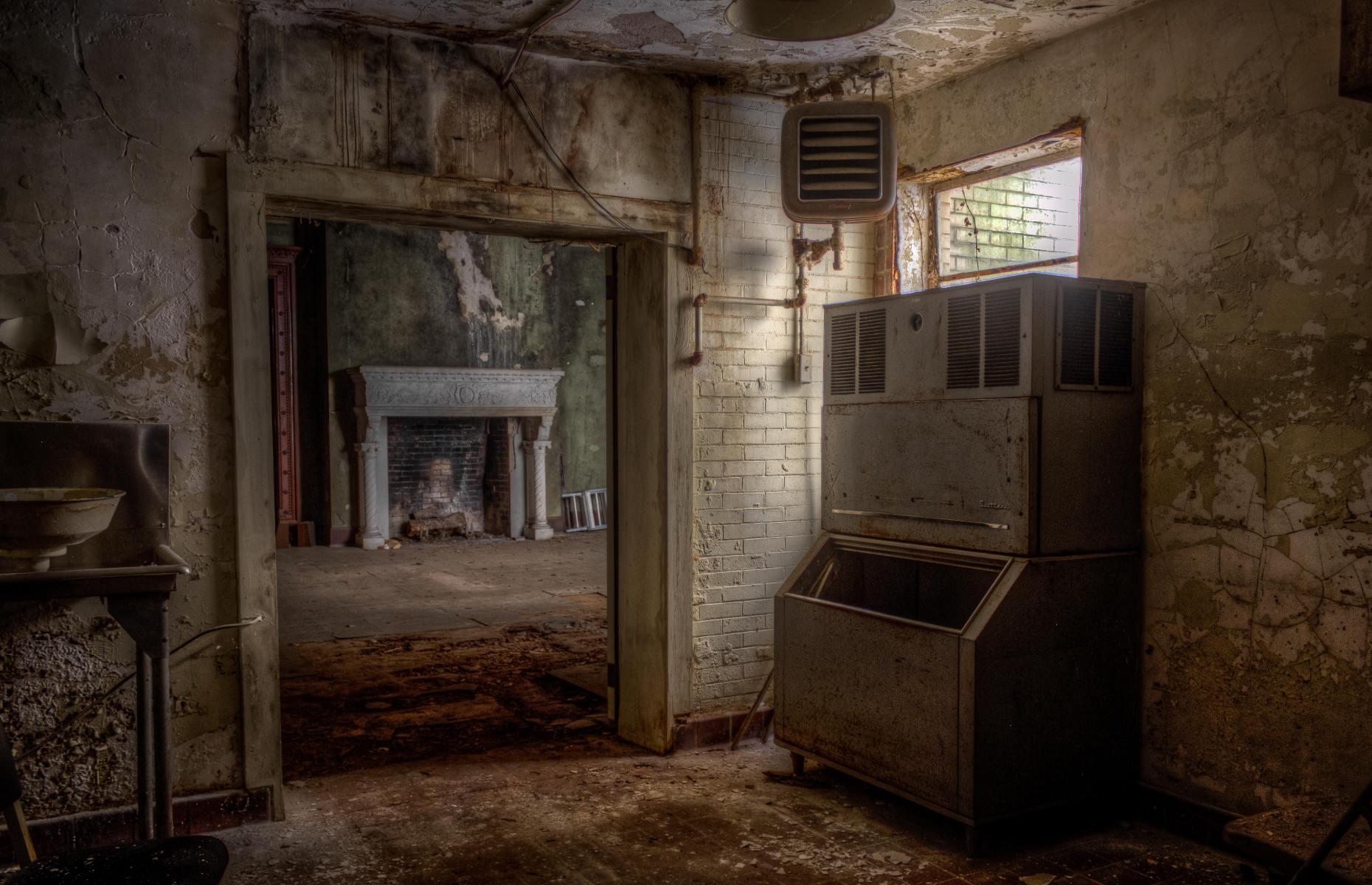 Slow Cooker Coke Zero BBQ Chicken Legs Recipe!!