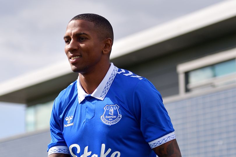 Ashley Young has been confirmed as Everton's first signing of the summer