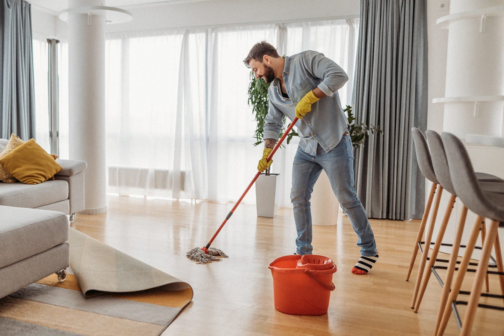10 Things Your House Cleaner Knows About You