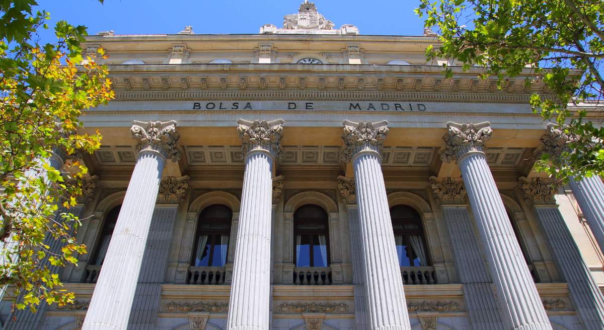 ¡Protege tus Inversiones! Los 10 Valores Españoles Favoritos de los Expertos para 2026 - news news from elEconomista.es