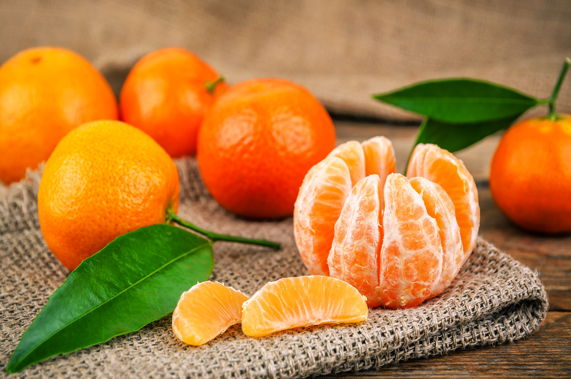Seedless and easy to peel, mandarins are a simple grab-and-go option that will provide you with natural energy and vitamin C.<p><a href="https://www.msn.com/en-us/community/channel/vid-7xx8mnucu55yw63we9va2gwr7uihbxwc68fxqp25x6tg4ftibpra?cvid=94631541bc0f4f89bfd59158d696ad7e">Follow us and access great exclusive content every day</a></p>