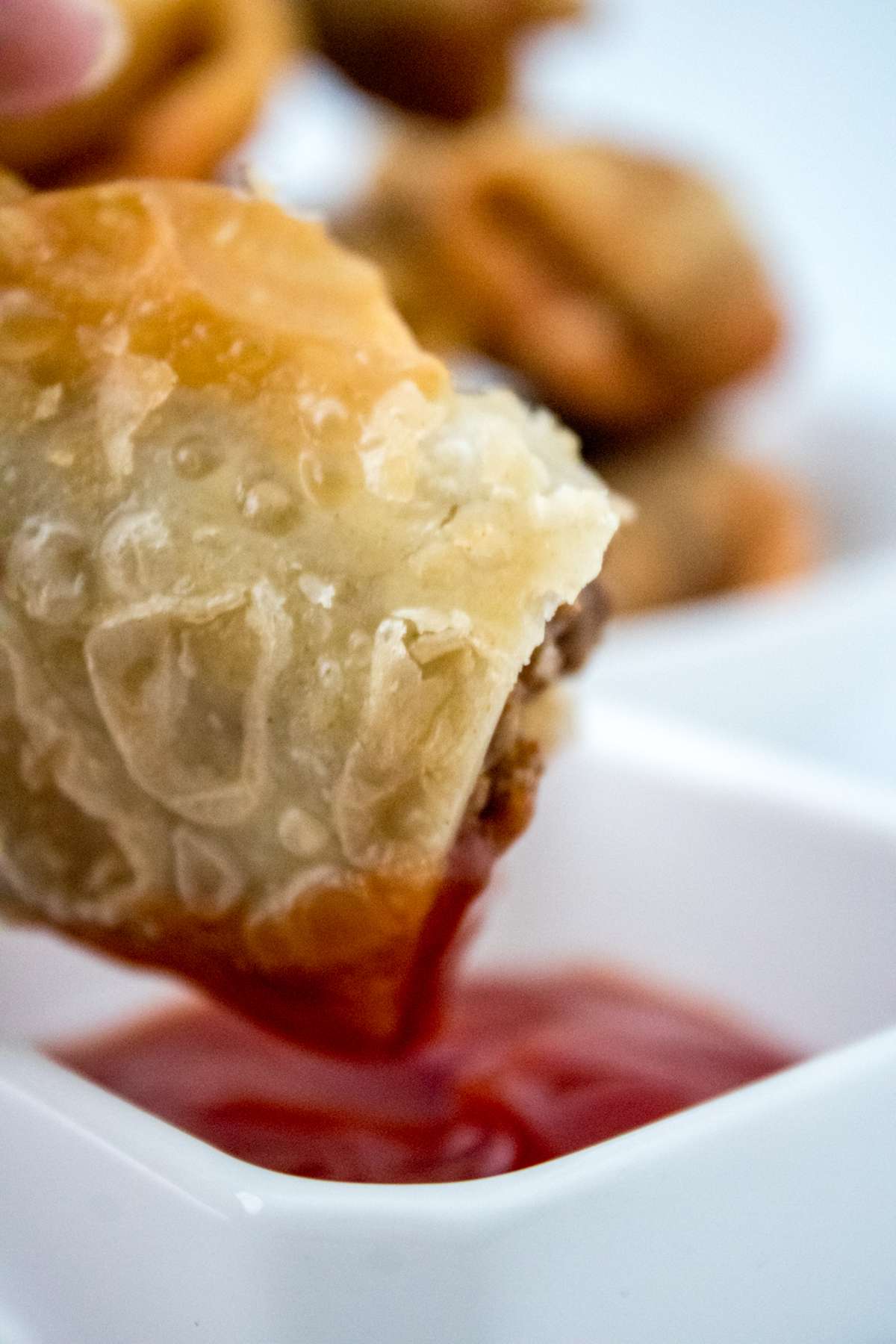 Easy Bacon Cheeseburger Egg Rolls Recipe