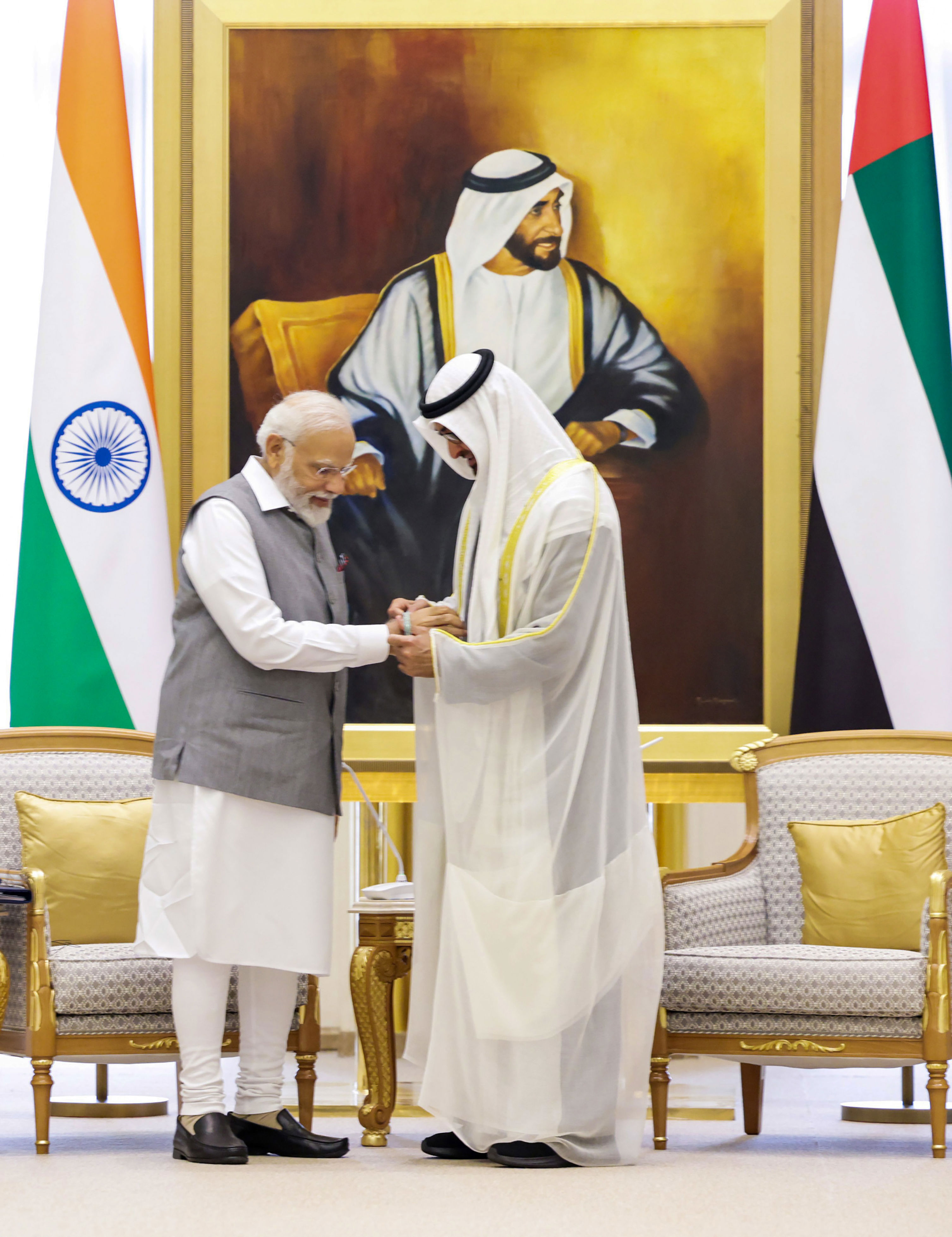 India, UAE agree on trade settlement in local currencies, linking Fast ...