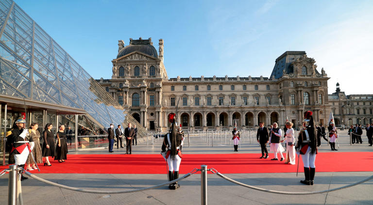 Banquet dinner at Louvre Museum to specially-curated vegetarian