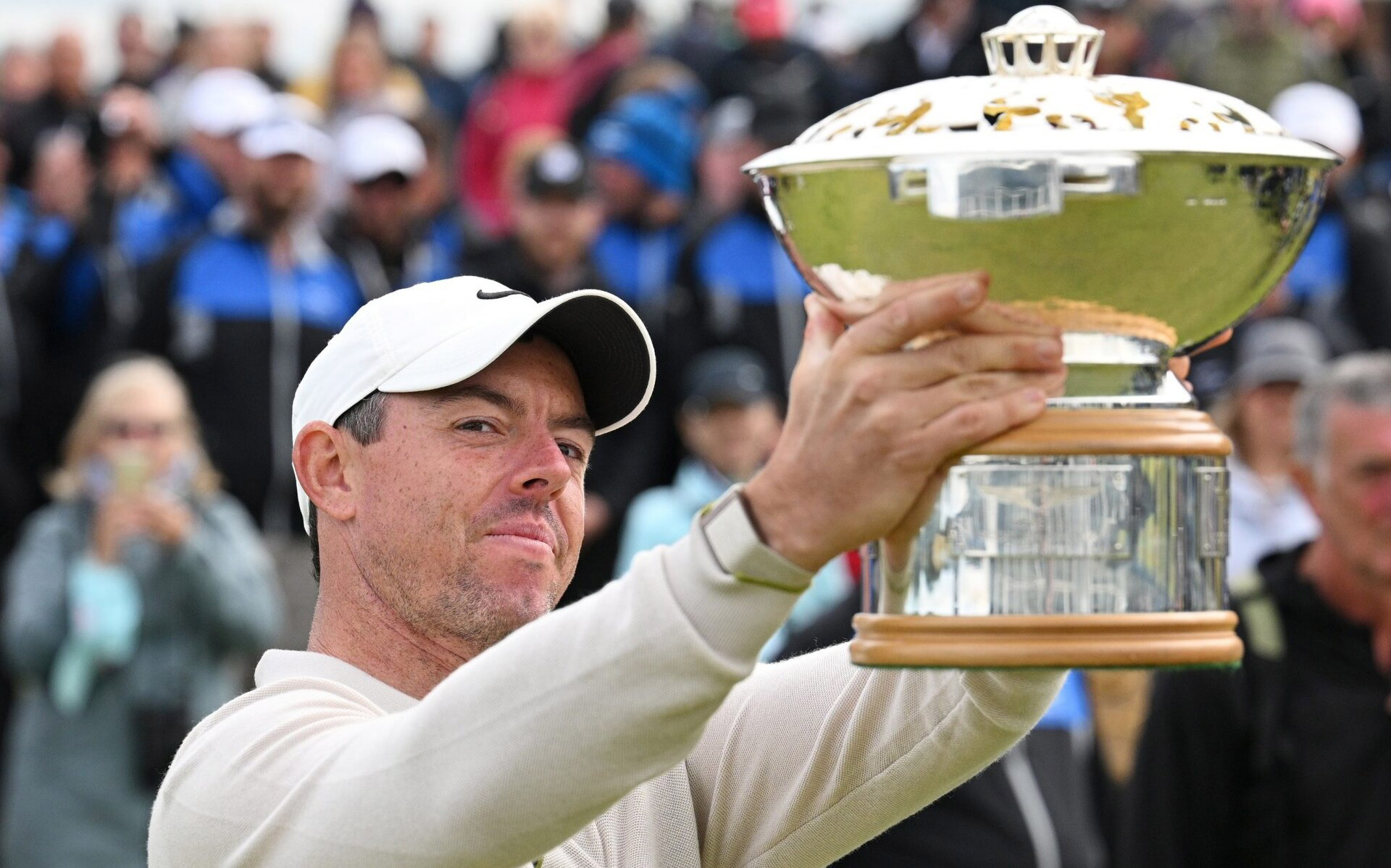 Rory McIlroy hits longest drive but ‘one of greatest shots of my career ...