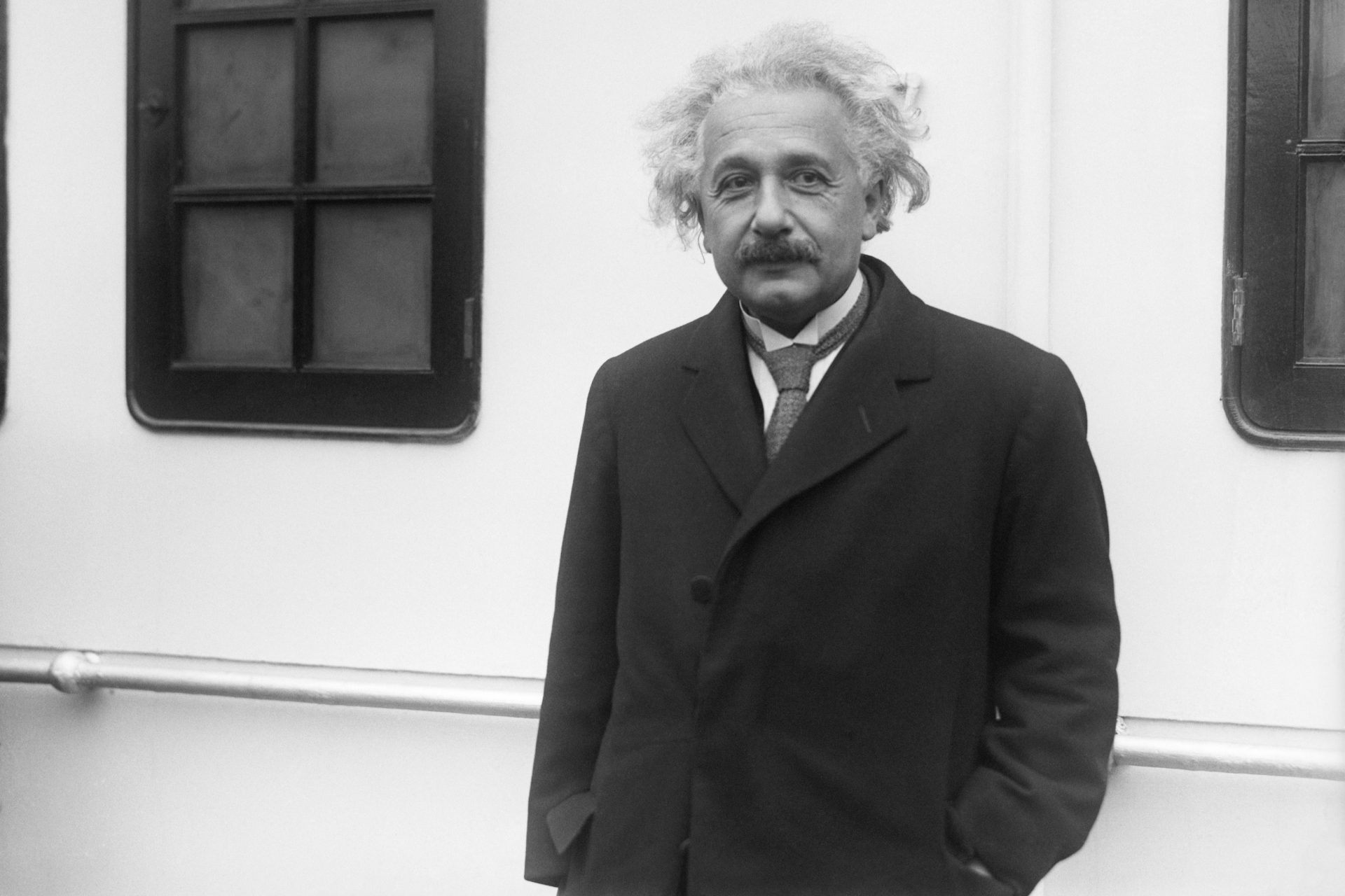 Você resolve o enigma de Einstein?